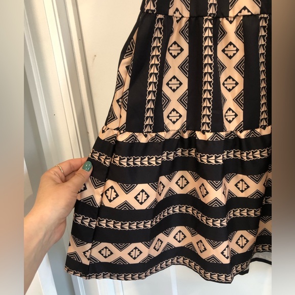 Printed Sleeveless Dress - Picture 3 of 4